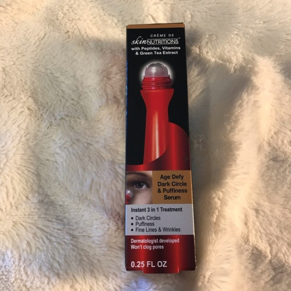 creme de skin nutritions eye roller